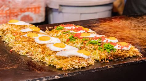 広島駅 食事 一人 ～孤独のグルメ、あるいは都市の味覚～